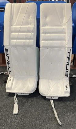 True Catalyst 9X3 Goalie Pads 34+2